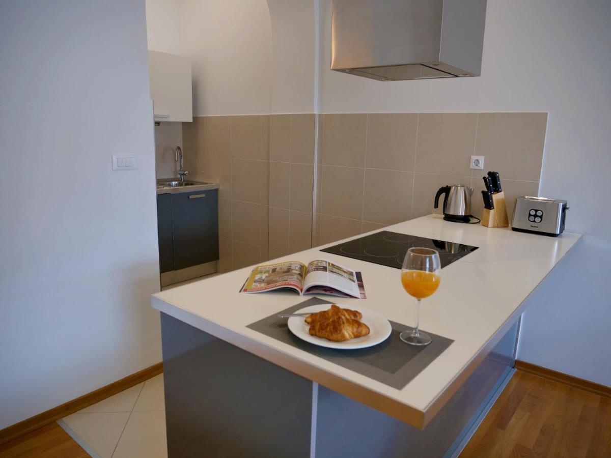 Furioso Apartments Split Buitenkant foto
